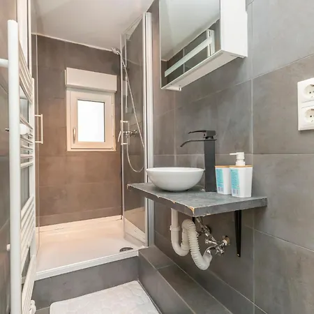 Ein Familie Haus In Zentrale Lage *