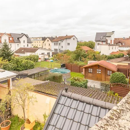 Ein Familie Haus In Zentrale Lage בית נופש