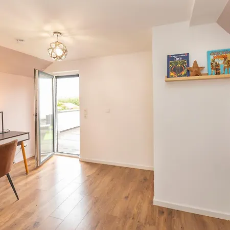 Ein Familie Haus In Zentrale Lage בית נופש