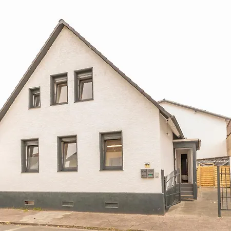 Holiday home Ein Familie Haus In Zentrale Lage Dreieich